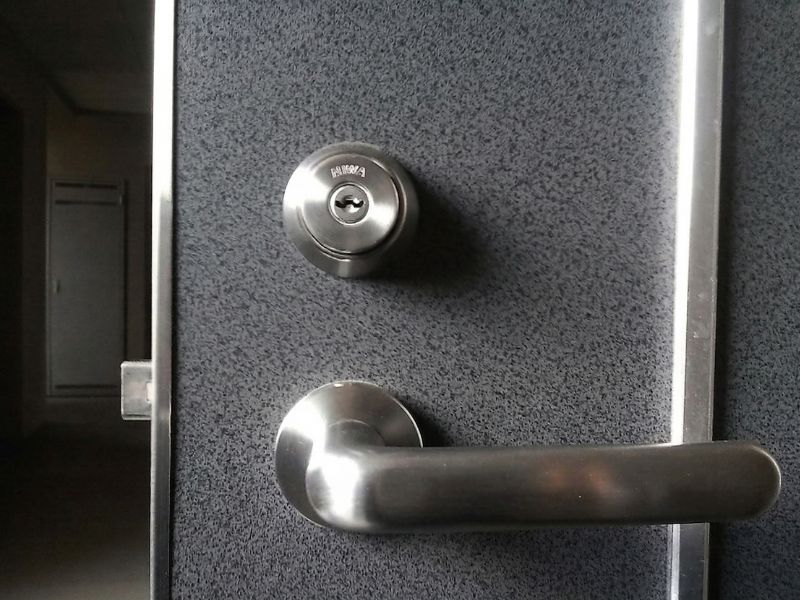 住宅・店舗・事務所の鍵トラブル